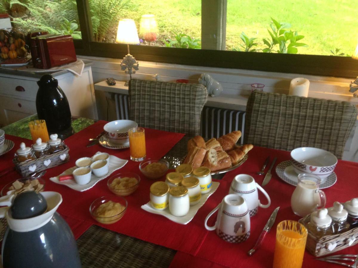 Bed and Breakfast Les Chaumieres Du Pays D'Auge Le Breuil-en-Auge Экстерьер фото